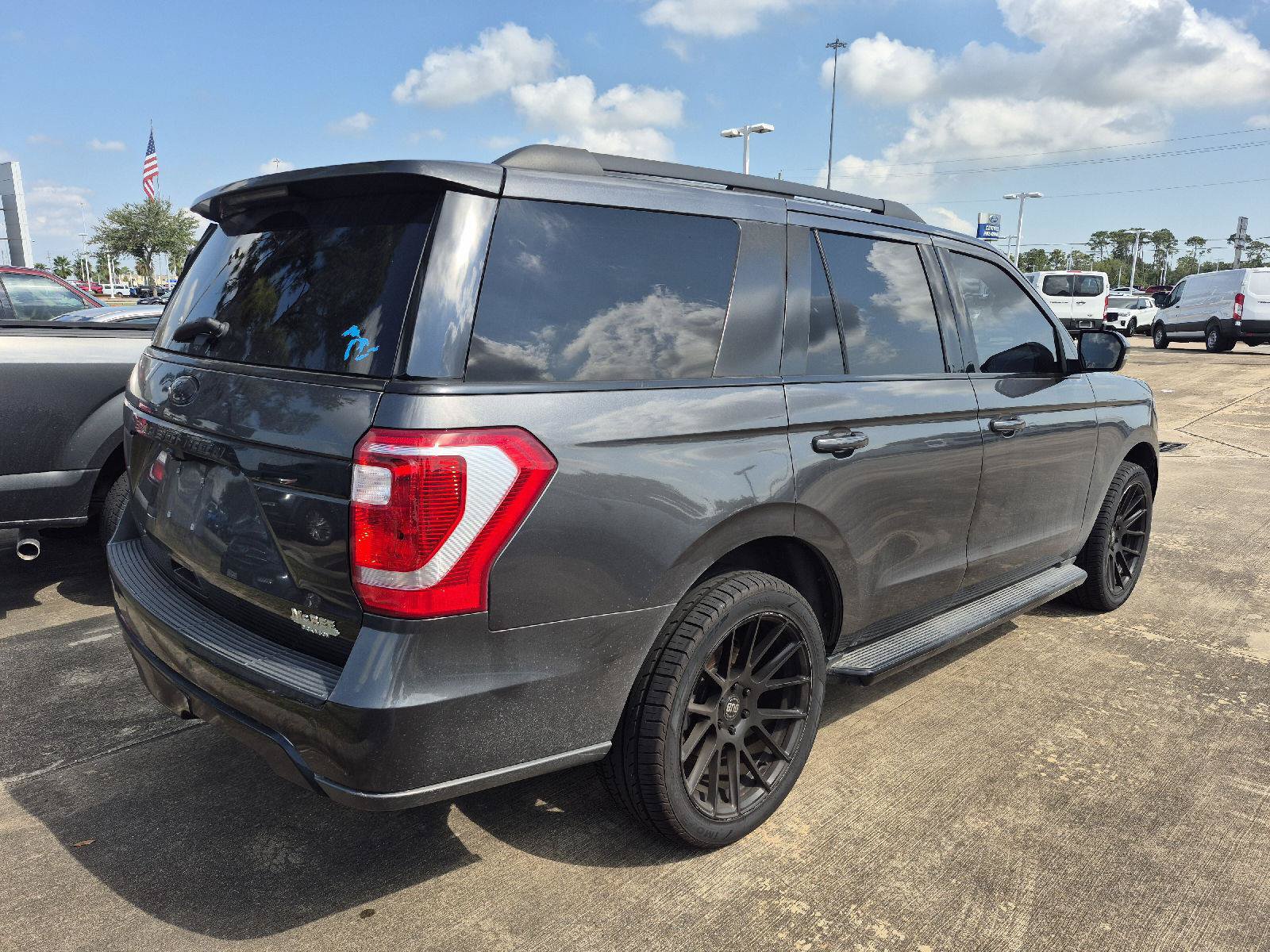 Certified 2021 Ford Expedition XLT RWD image 11