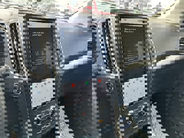 Certified 2024 Ford Edge SEL image 17