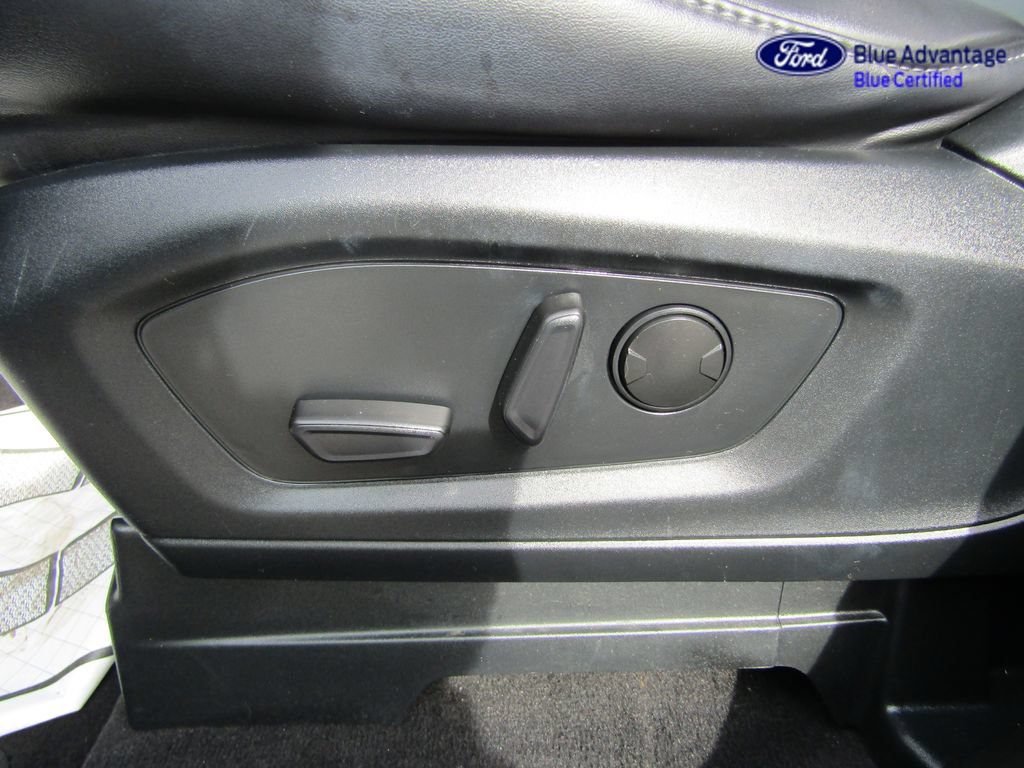 Certified 2023 Ford Explorer XLT w/ Equipment Group 202A AWD/4WD image 30