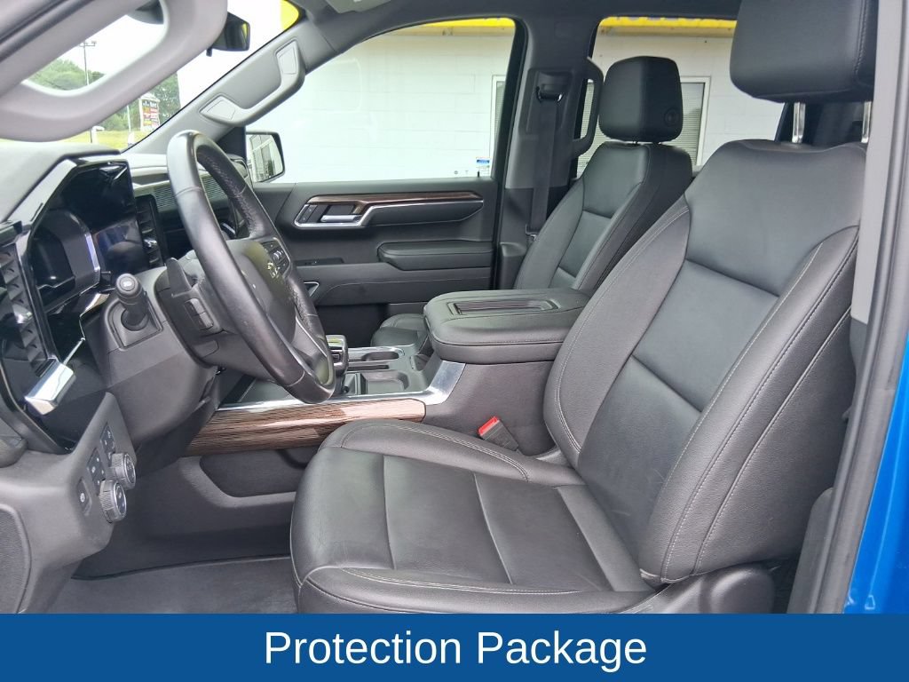 Used 2022 Chevrolet Silverado 1500 LT Trail Boss w/ LT Trail Boss Premium Package AWD/4WD image 11