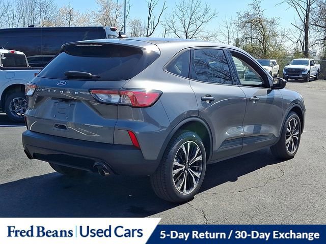 Certified 2022 Ford Escape SE w/ SE Sport Appearance Package image 8