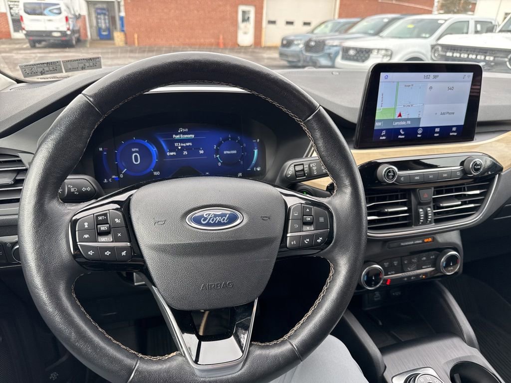 Certified 2022 Ford Escape Titanium w/ Titanium Elite Package image 22