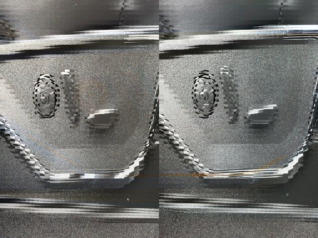 Certified 2025 Ford F350 Platinum w/ Tremor Off-Road Package image 11