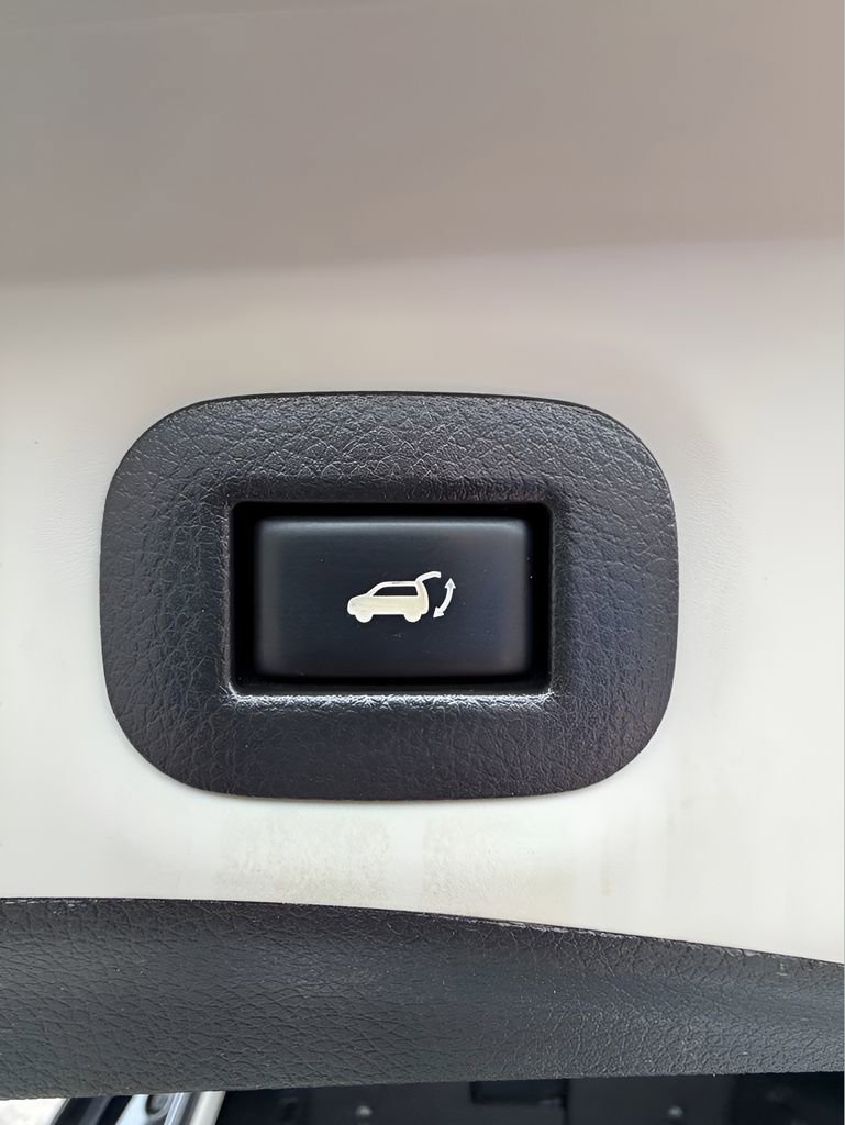 Used 2018 Nissan Rogue SL AWD/4WD image 14