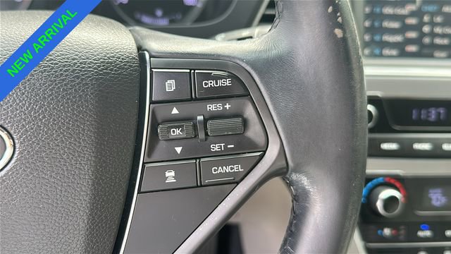 Used 2017 Hyundai Sonata Limited w/ Tech Package 03 FWD image 25