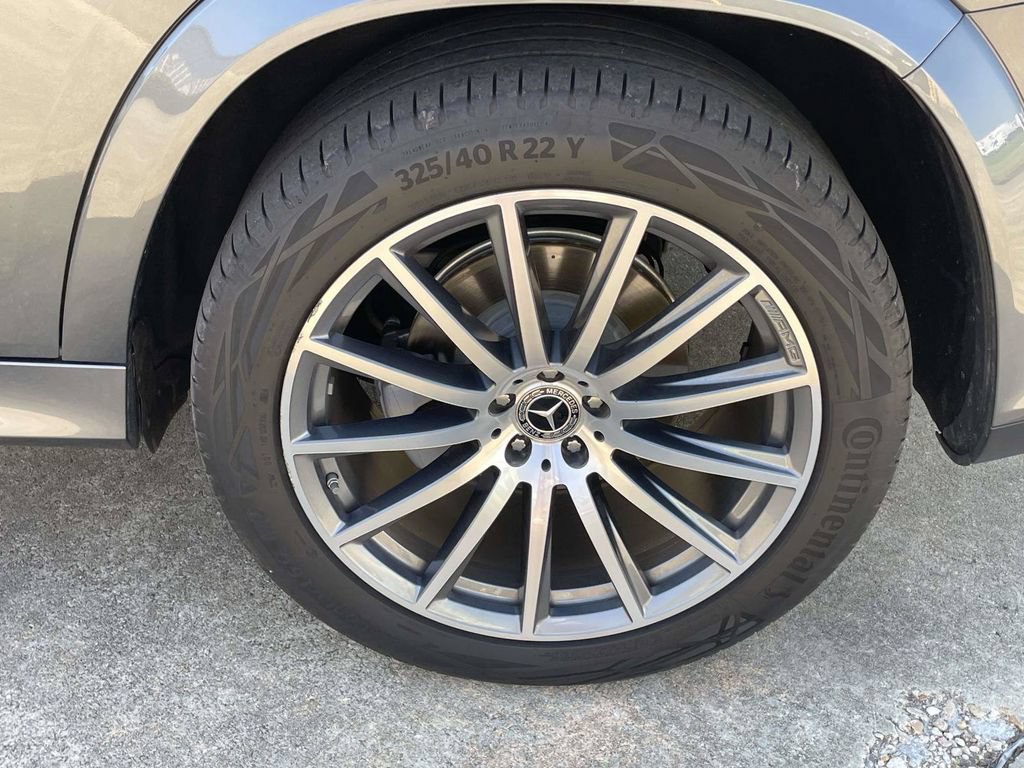 Used 2025 Mercedes-Benz GLS 450 4MATIC image 9
