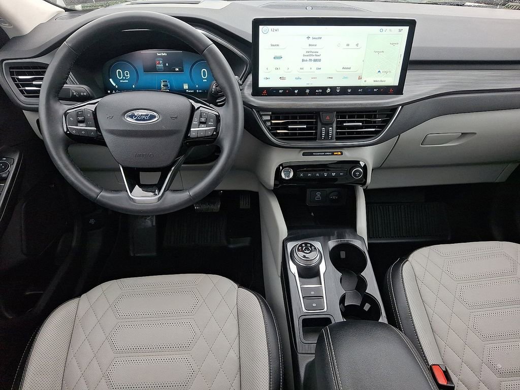 Certified 2023 Ford Escape Platinum w/ Premium Technology Package AWD/4WD image 11