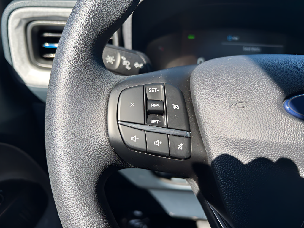 Certified 2025 Ford Maverick XLT FWD image 19