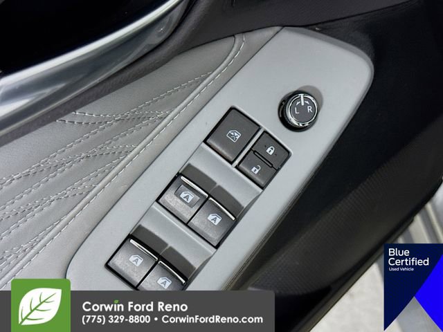 Used 2021 Toyota Avalon Limited FWD image 21