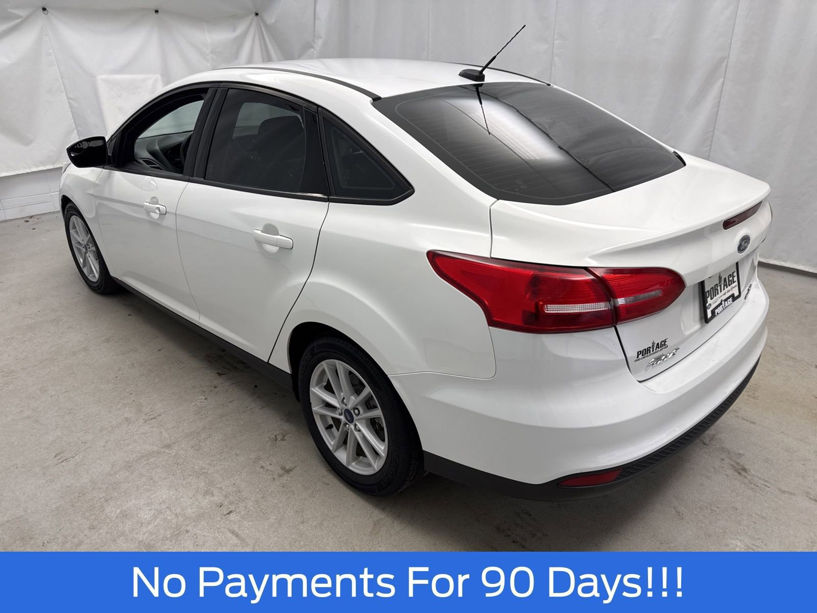 Certified 2018 Ford Focus SE FWD image 4
