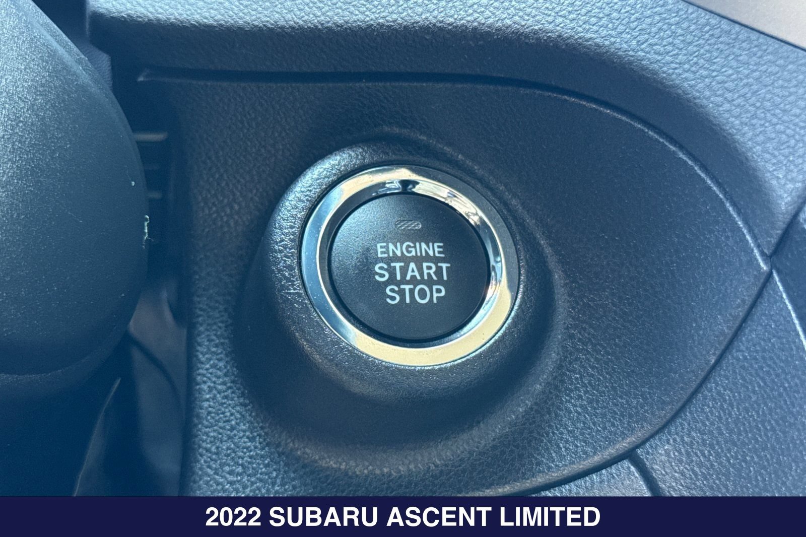 Used 2022 Subaru Ascent Limited AWD/4WD image 26