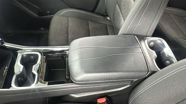 Used 2024 Chevrolet Traverse LT AWD/4WD image 36