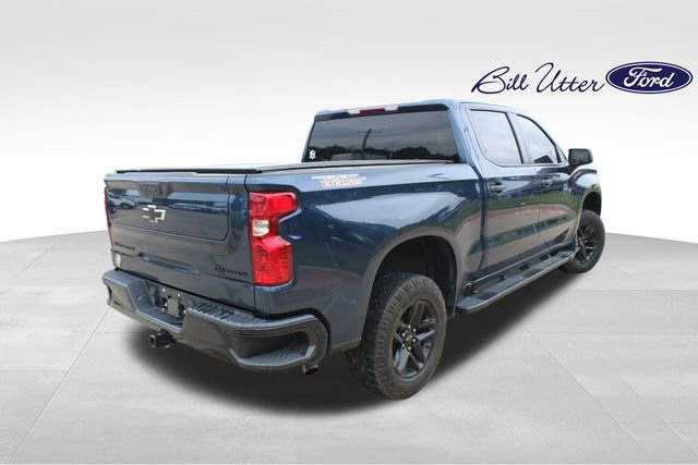 Used 2022 Chevrolet Silverado 1500 Custom Trail Boss w/ LPO, Dark Essentials Package image 5