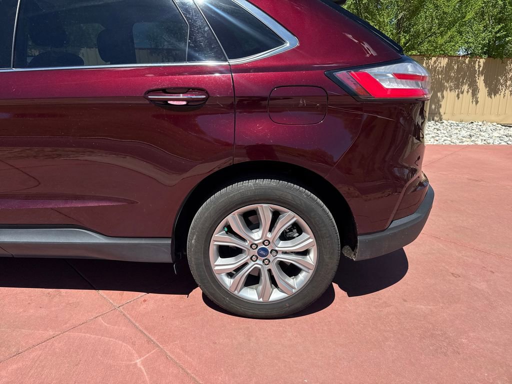 Certified 2022 Ford Edge Titanium w/ Class II Trailer Tow Package AWD/4WD image 33