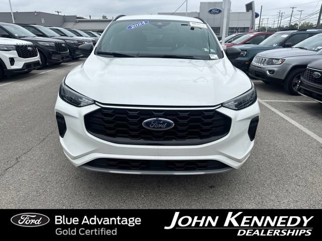 Certified 2024 Ford Escape ST-Line w/ Tech Pack #1 AWD/4WD image 4