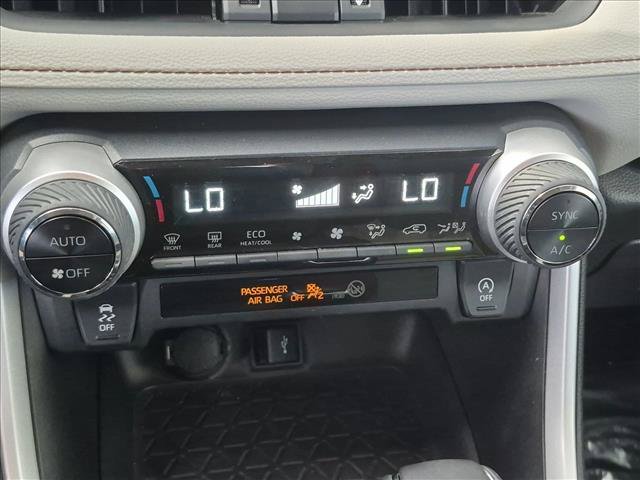 Used 2021 Toyota RAV4 XLE Premium FWD image 14