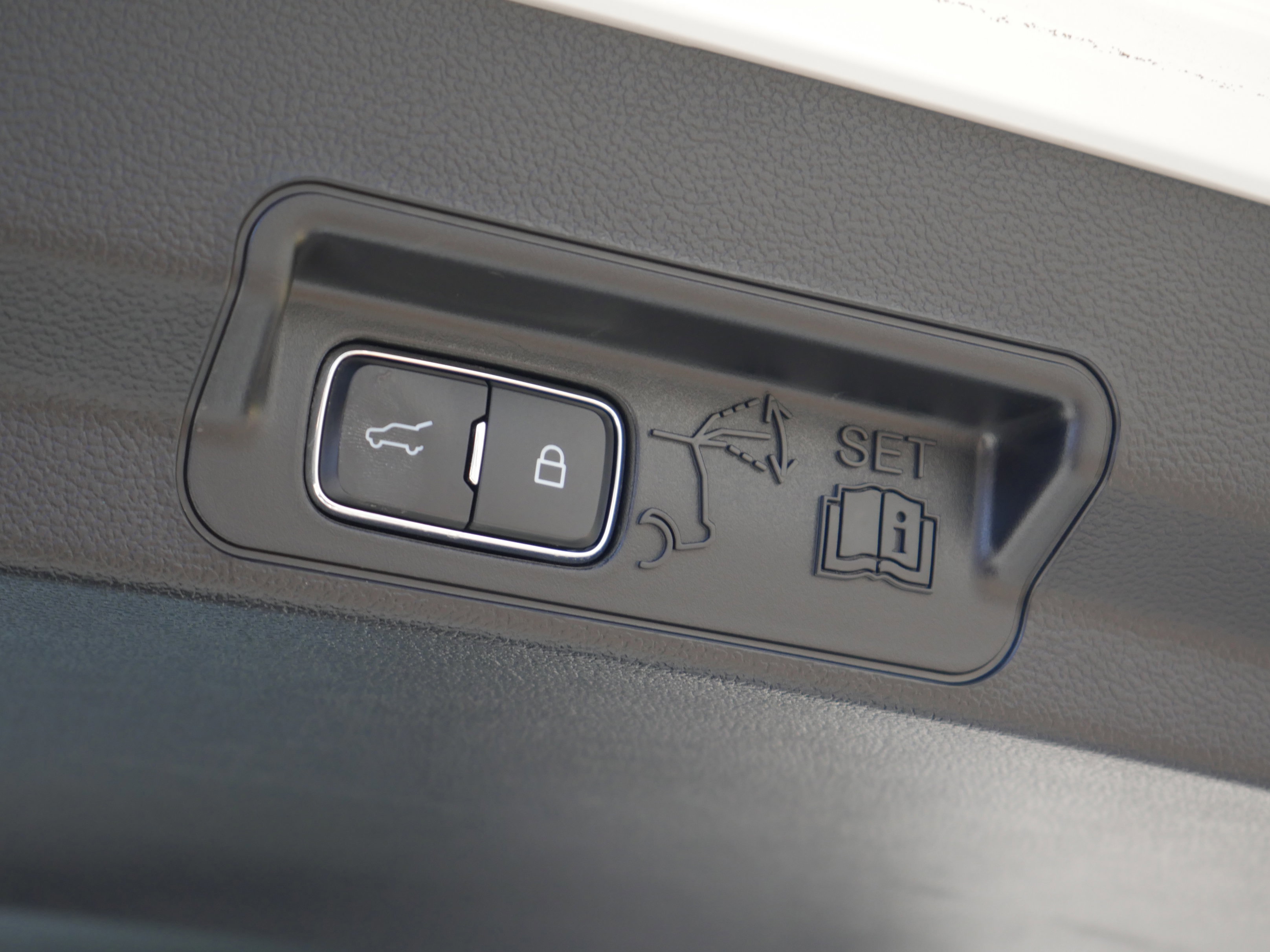 Certified 2023 Ford Explorer ST w/ Equipment Group 401A image 30