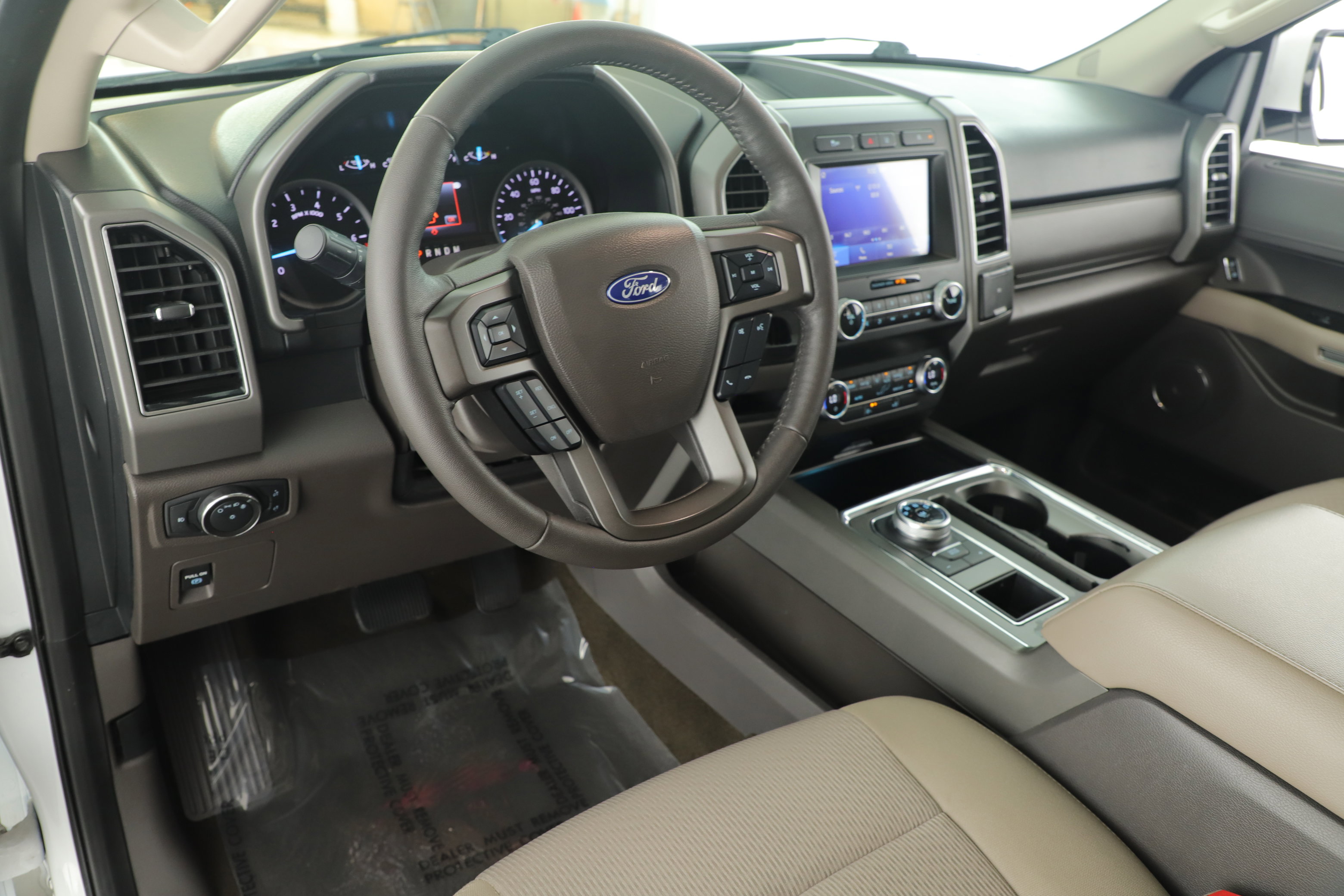 Certified 2020 Ford Expedition XLT image 13