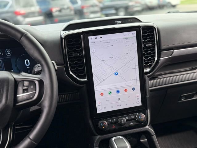 Certified 2025 Ford Ranger Lariat w/ Black Appearance Package image 15