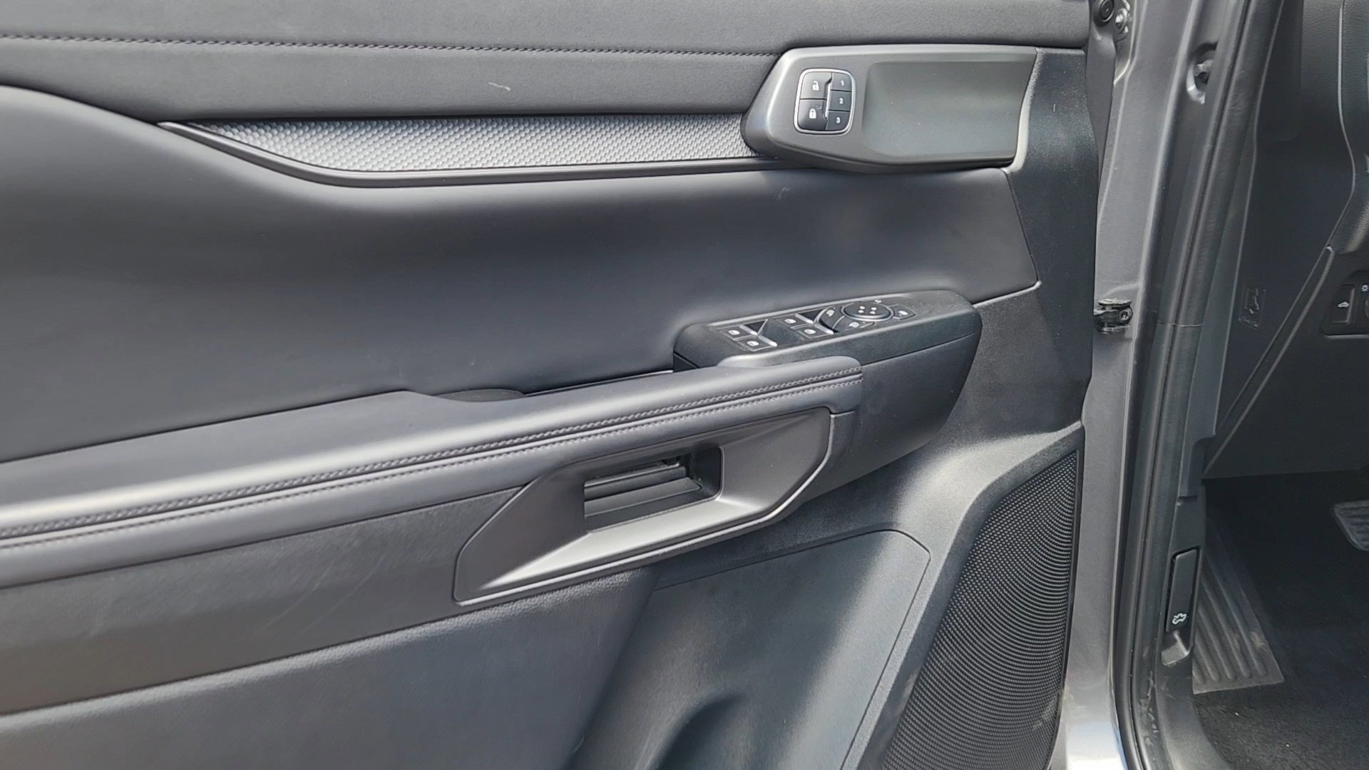 Certified 2025 Ford Ranger Raptor AWD/4WD image 28