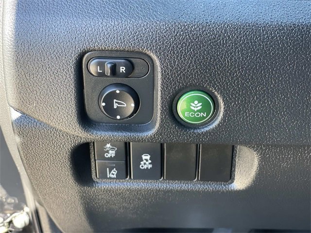 Used 2022 Honda Pilot Sport image 17