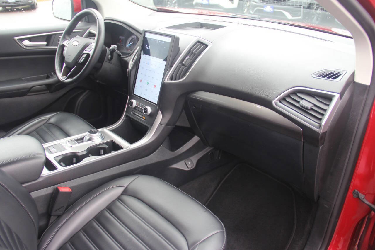 Certified 2024 Ford Edge SEL image 23
