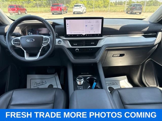 Certified 2025 Ford Explorer Active w/ Active Comfort Package AWD/4WD image 16