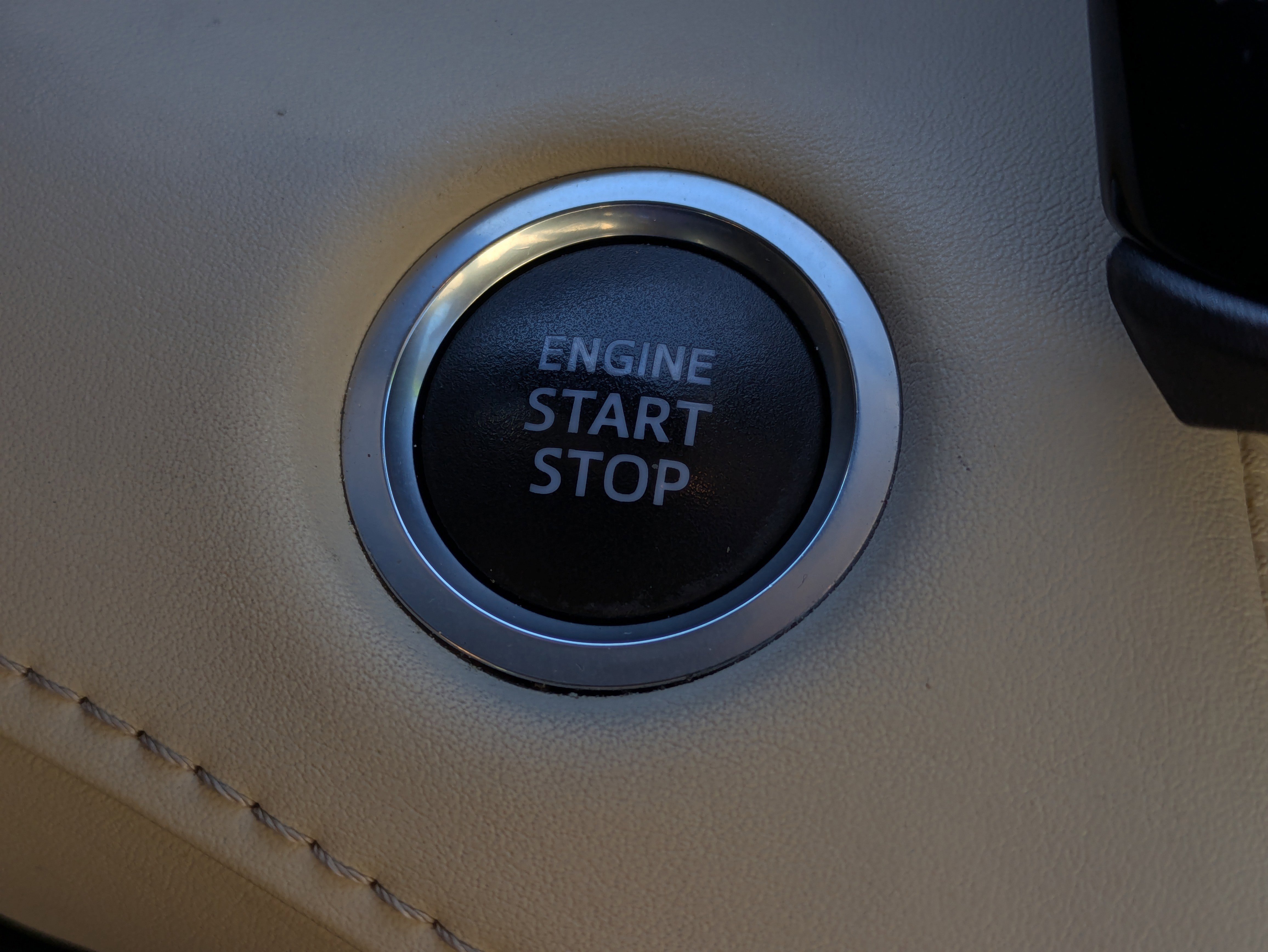 Used 2021 Toyota Highlander XLE image 36