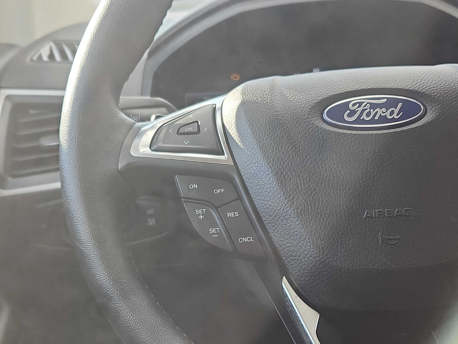 Certified 2022 Ford Edge SEL w/ Convenience Package image 15