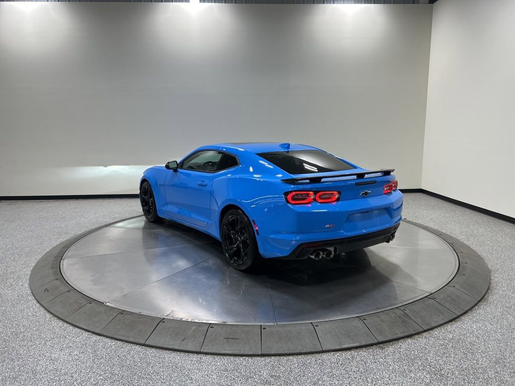 Used 2023 Chevrolet Camaro SS RWD image 9