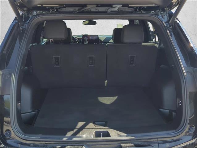 Used 2023 Chevrolet Blazer RS w/ Enhanced Convenience Package image 7