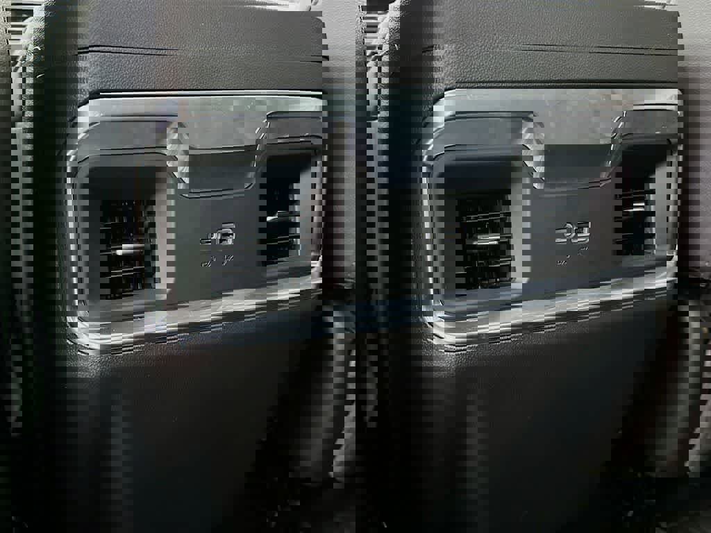 Used 2022 GMC Sierra 1500 Elevation w/ Elevation Premium Package image 16