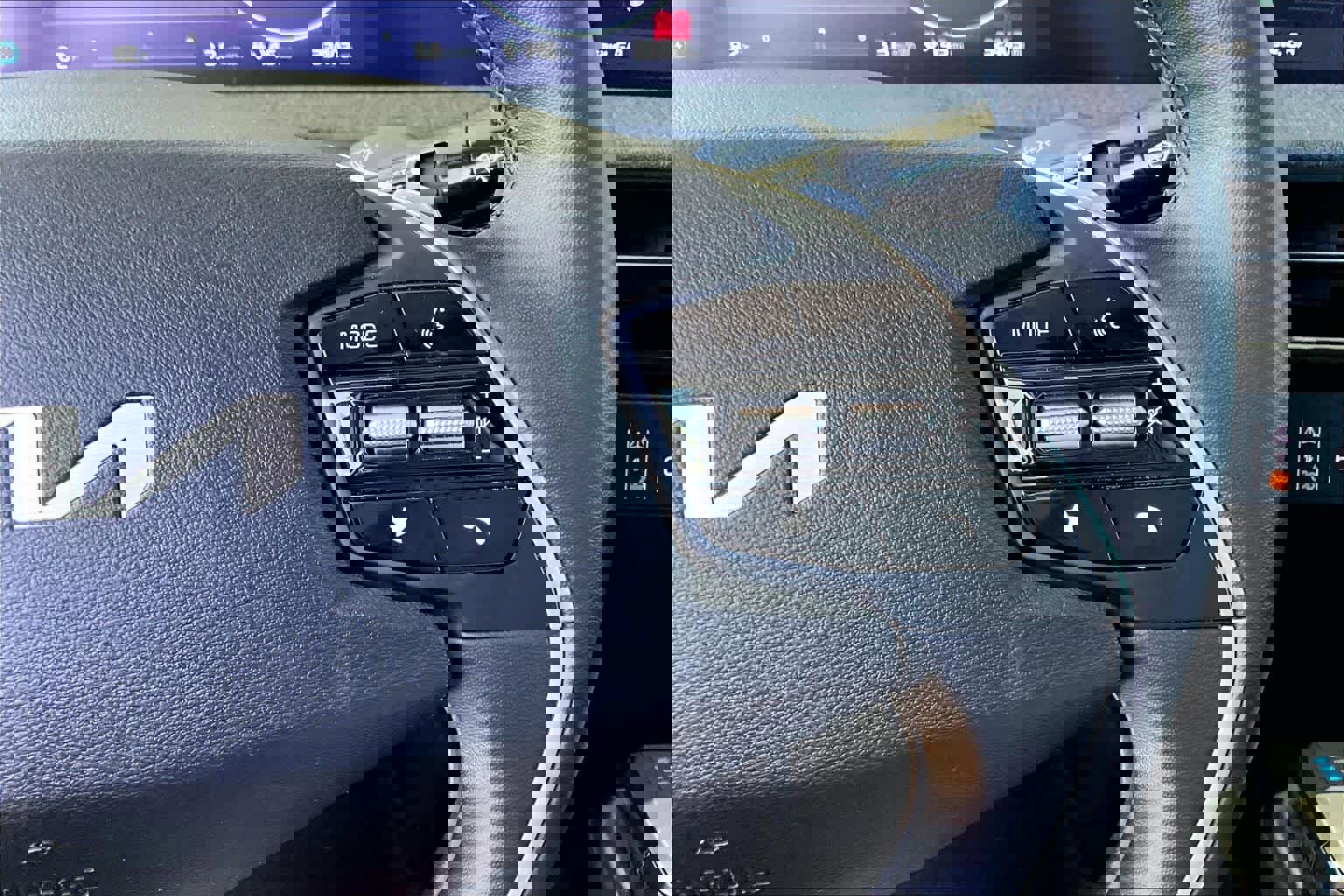 Used 2022 Kia EV6 Wind w/ Wind Technology Package AWD/4WD image 23