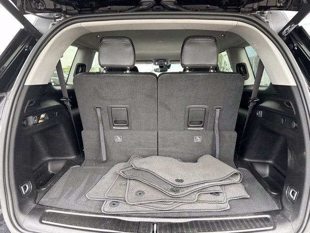 Used 2023 Jeep Grand Cherokee L Limited w/ Black Appearance Package AWD/4WD image 9