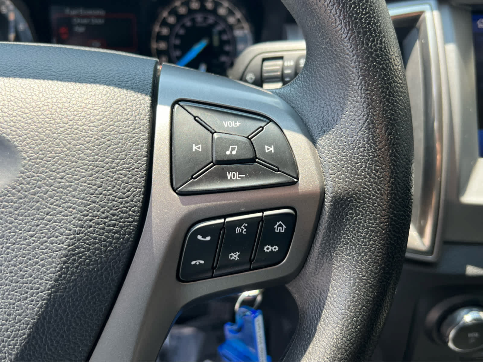 Certified 2020 Ford Ranger XLT w/ FX4 Off-Road Package AWD/4WD image 33