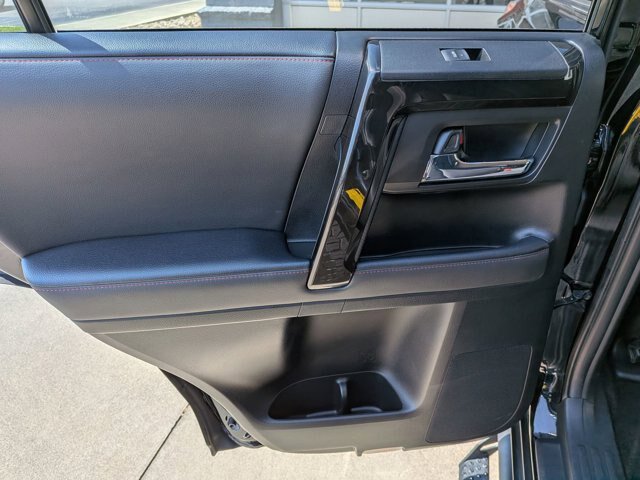 Used 2023 Toyota 4Runner TRD Off-Road Premium w/ Moonroof Package AWD/4WD image 29