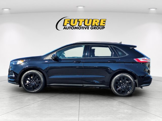 Certified 2024 Ford Edge ST-Line AWD/4WD image 7