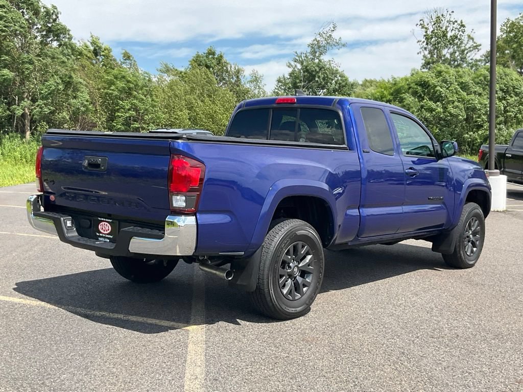 Used 2022 Toyota Tacoma SR5 AWD/4WD image 23