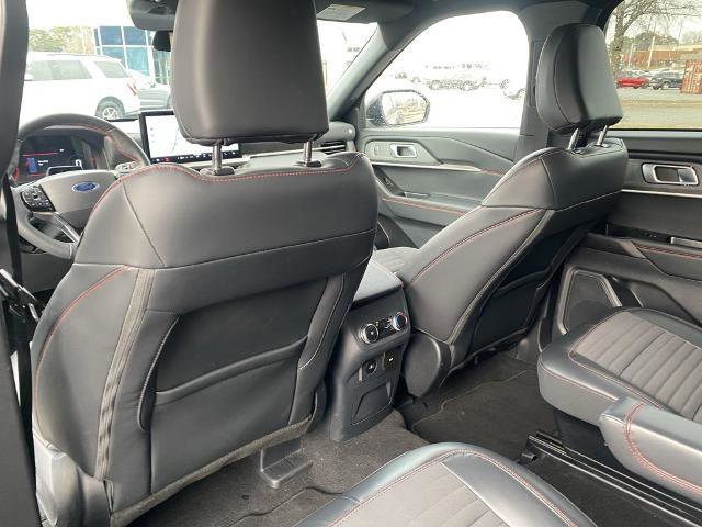 Certified 2025 Ford Explorer ST-Line image 31