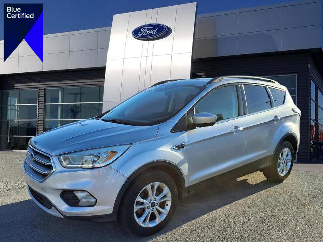 Certified 2017 Ford Escape SE w/ Equipment Group 201A image 1