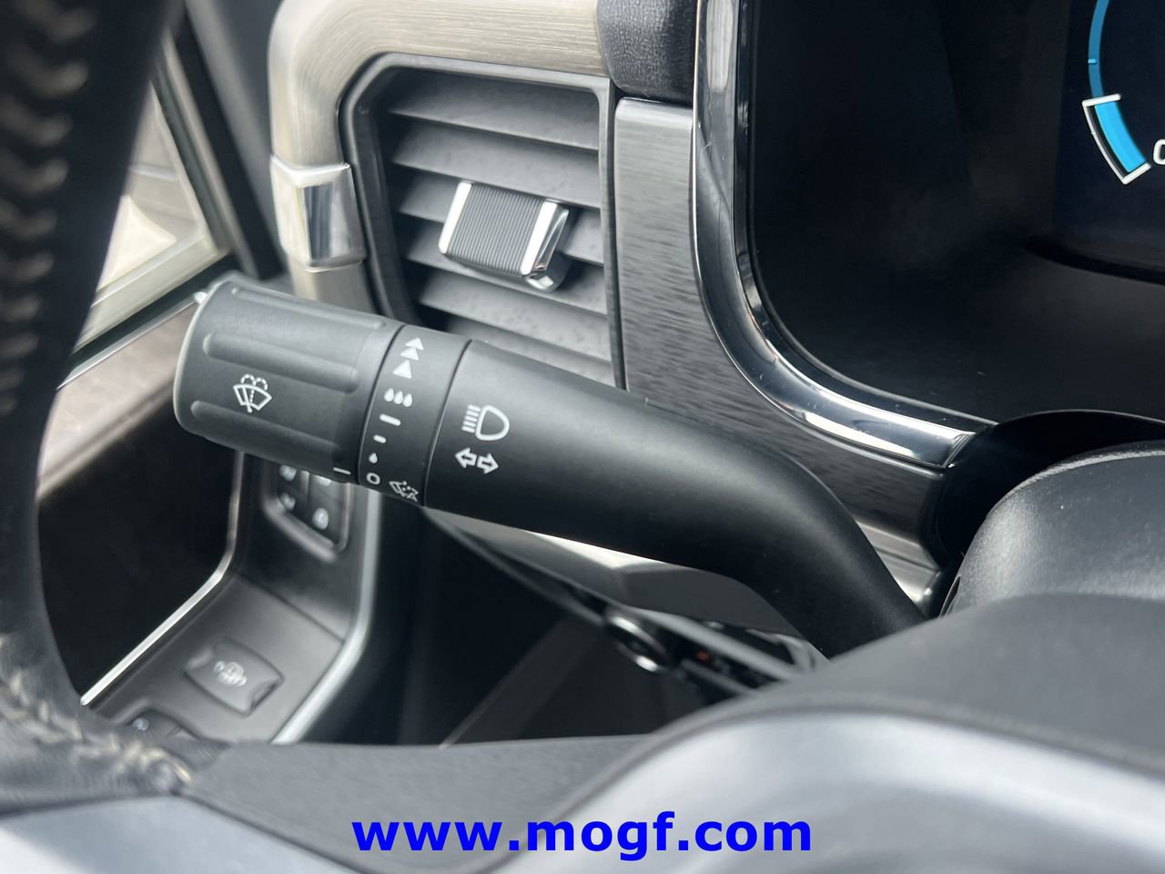 Certified 2023 Ford F150 Lariat w/ Equipment Group 502A High image 18