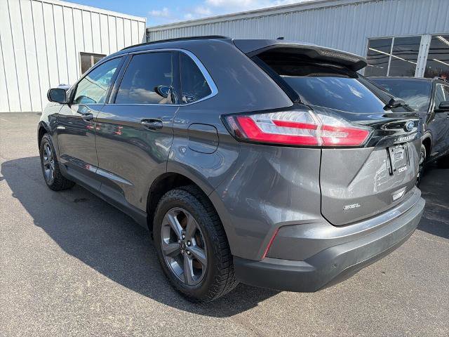 Certified 2022 Ford Edge SEL w/ Sport Appearance Package image 2