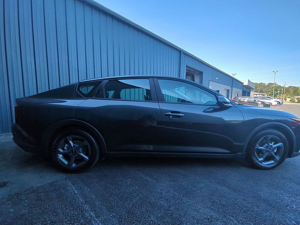 Used 2025 Kia K4 FWD image 4
