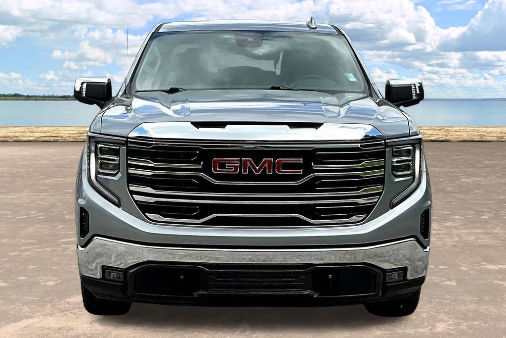 Used 2026 GMC Sierra 1500 SLT AWD/4WD image 2