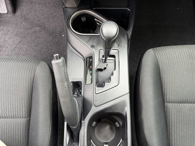 Used 2018 Toyota RAV4 LE image 18