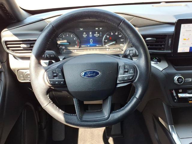 Certified 2020 Ford Explorer XLT w/ Equipment Group 202A AWD/4WD image 13