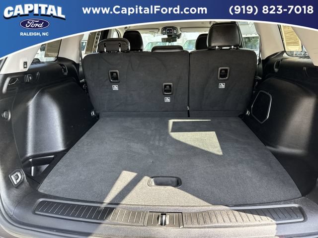 Used 2024 Jeep Grand Cherokee Limited w/ Luxury Tech Group II AWD/4WD image 16