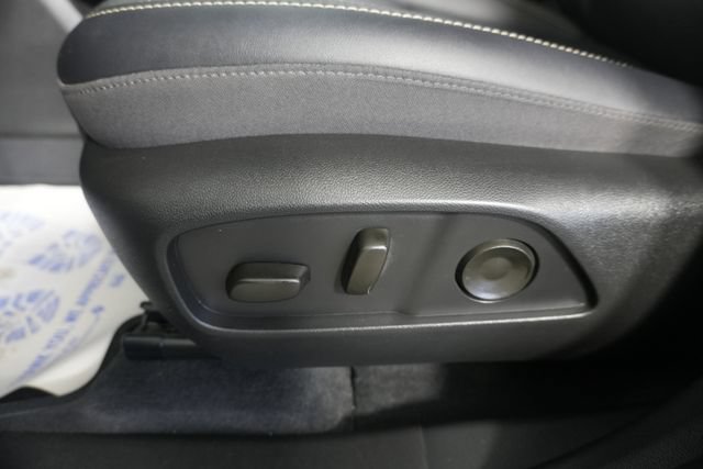 Used 2025 GMC Terrain Elevation w/ Elevation Premium Package AWD/4WD image 22