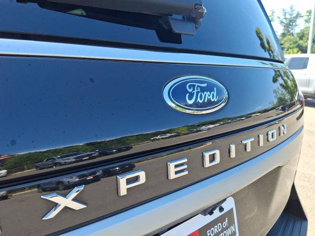 Certified 2024 Ford Expedition XLT AWD/4WD image 29