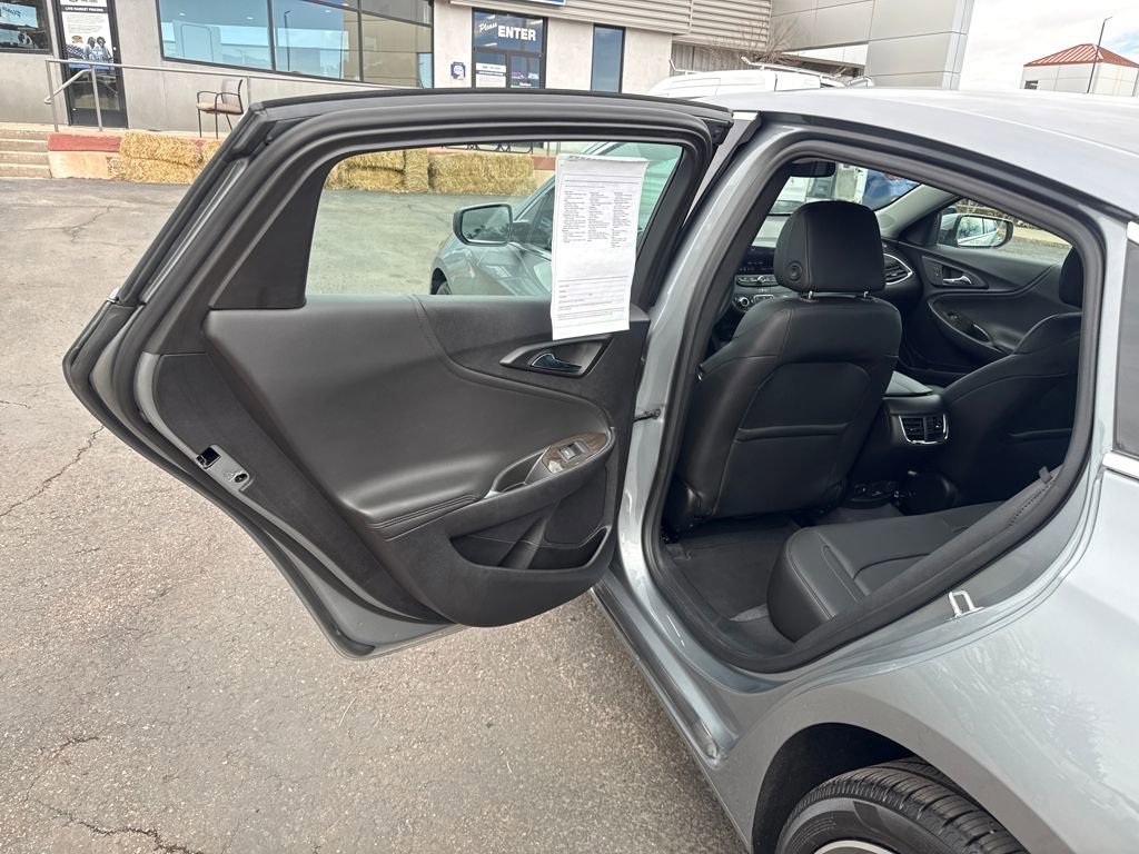 Used 2024 Chevrolet Malibu LT image 17